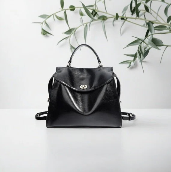 日本製★レディース 本革★手提げバッグ★ソフトな牛革リュックバッグ通勤通学バッグ 2Way★選べる３色展開