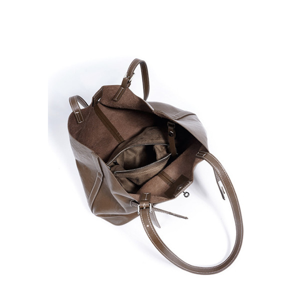 日本製★ソフトな牛革ショルダーバッグ斜め掛け★収納バッグ２Wayポーチ袋付き