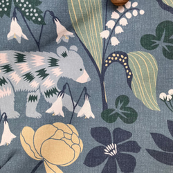 たまご型バッグ　ワンハンドル　北欧の庭とクマ 5枚目の画像