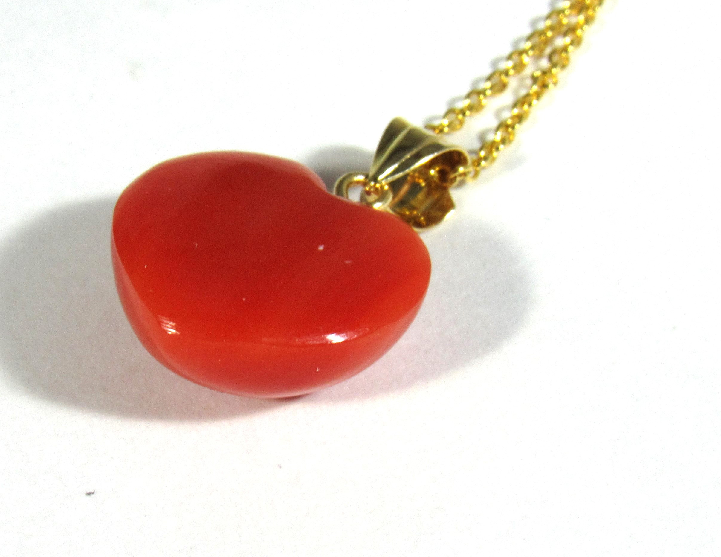 宝石珊瑚　さんご　ハ－トペンダント　ネックレス　アクセサリージュエリーIMG－2101