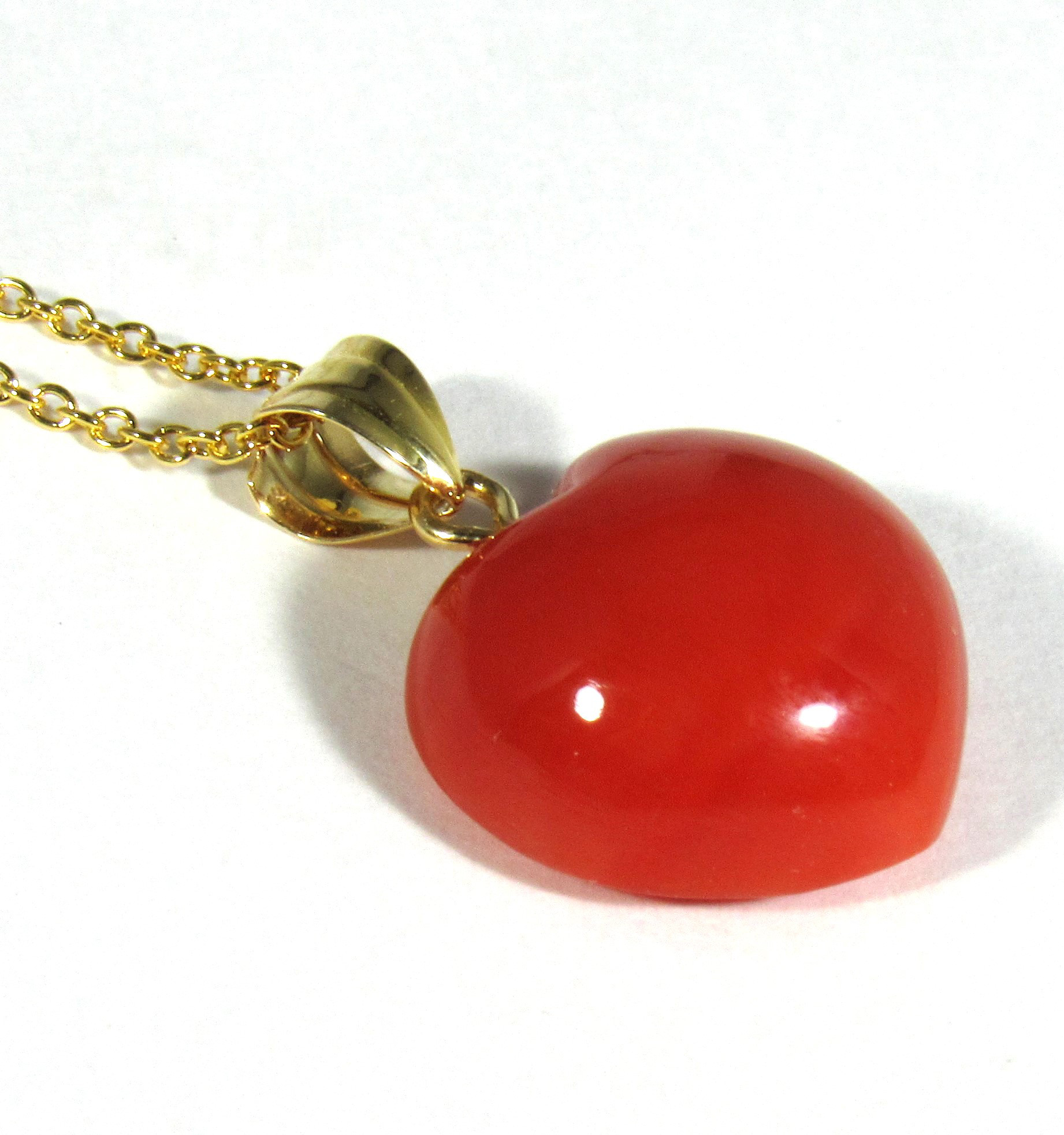 宝石珊瑚　さんご　ハ－トペンダント　ネックレス　アクセサリージュエリーIMG－2101