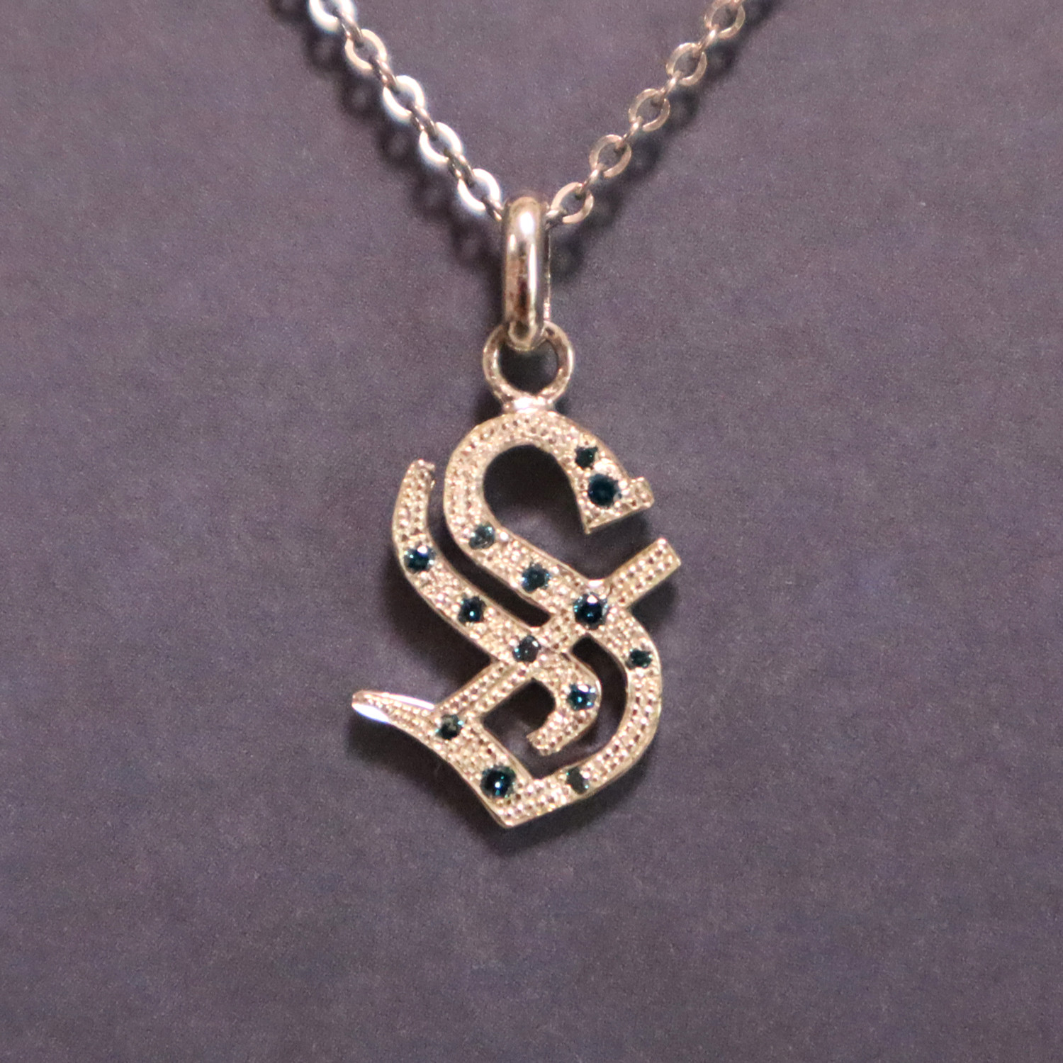 ブルーダイヤモンド イニシャル　S 　ペンダントトップ プラチナコーティング