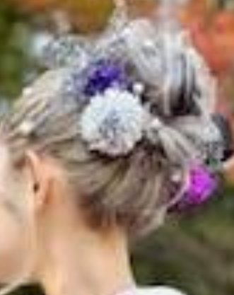 ha200 髪飾り 卒業式　成人式 結婚式　着物　振袖　キラキラバラ　紫 4,050円