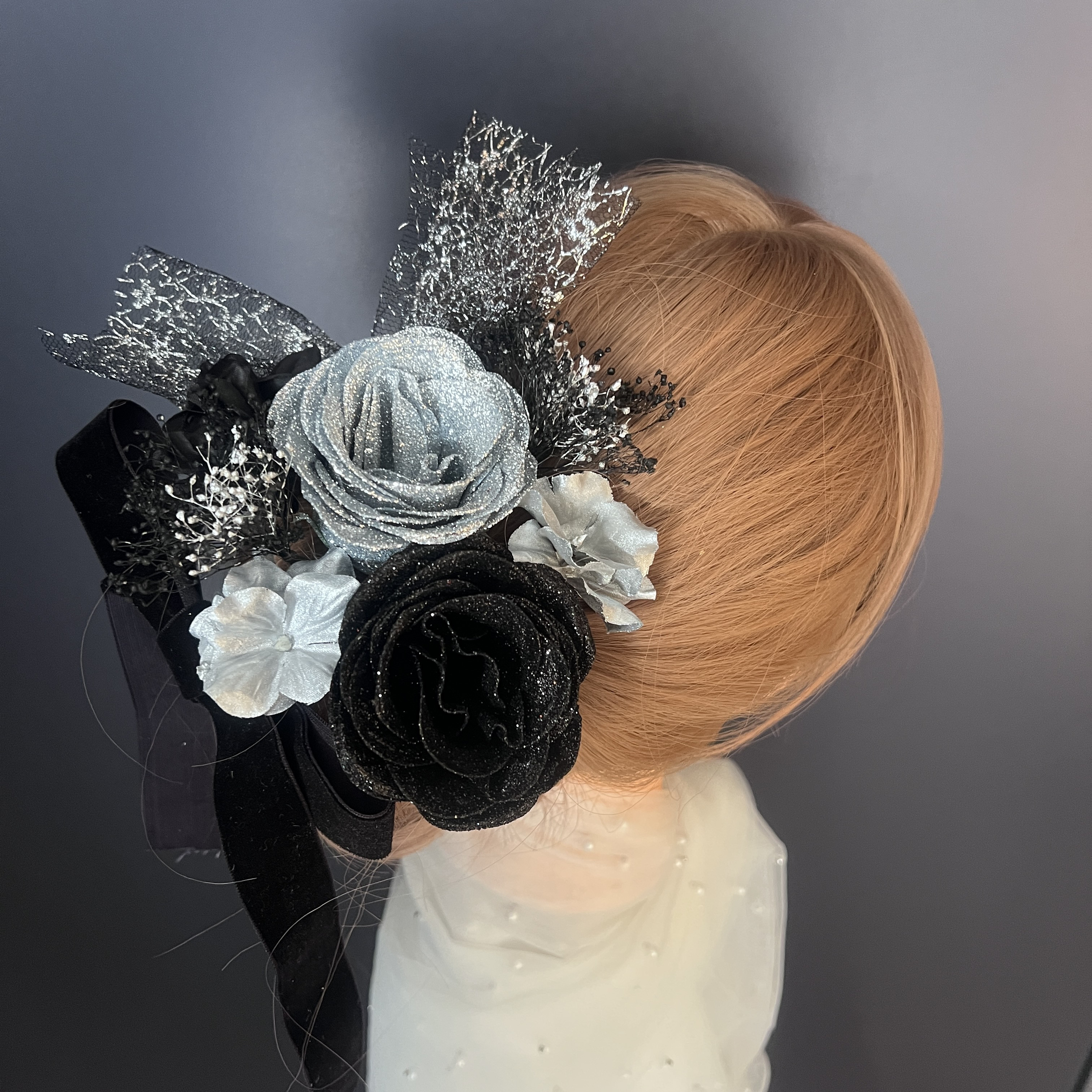 ha209 髪飾り 卒業式　成人式 結婚式　着物　振袖　キラキラバラ　シルバー　黒