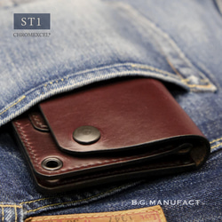 トラッカーウォレット NEWスタッズパターン 赤✖️黒 ファイヤー