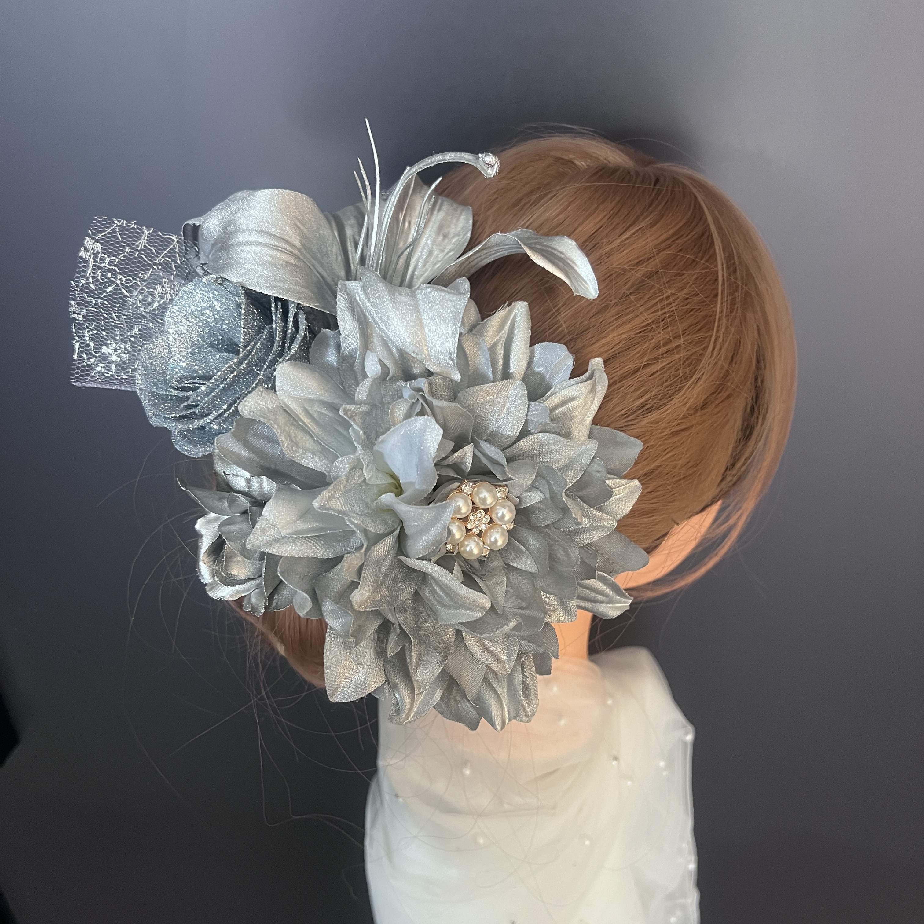ha212 髪飾り 卒業式　成人式 結婚式 着物　振袖　キラキラバラ　シルバー