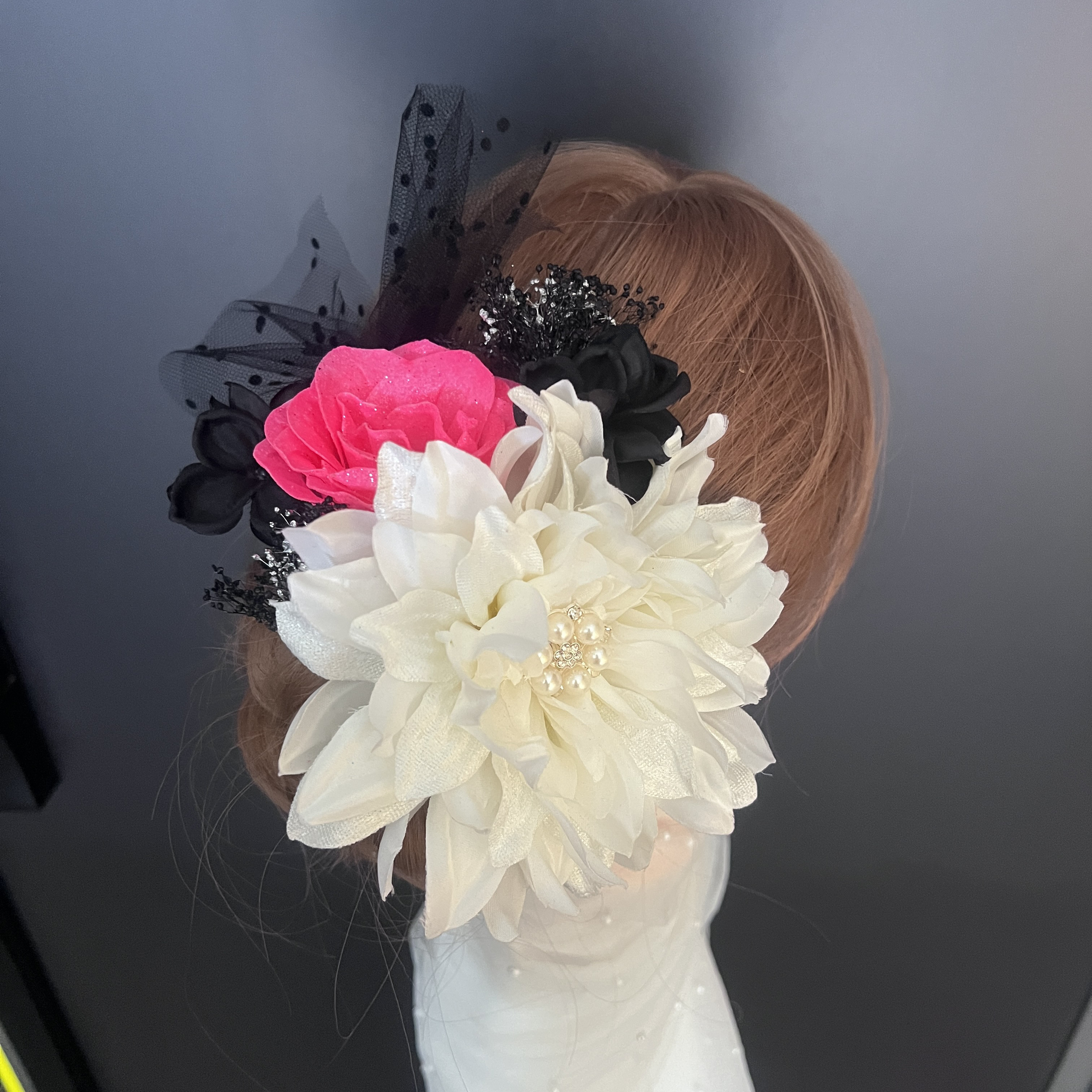 ha214 髪飾り 卒業式　成人式 結婚式　着物　振袖　キラキラバラ　ピンク　白