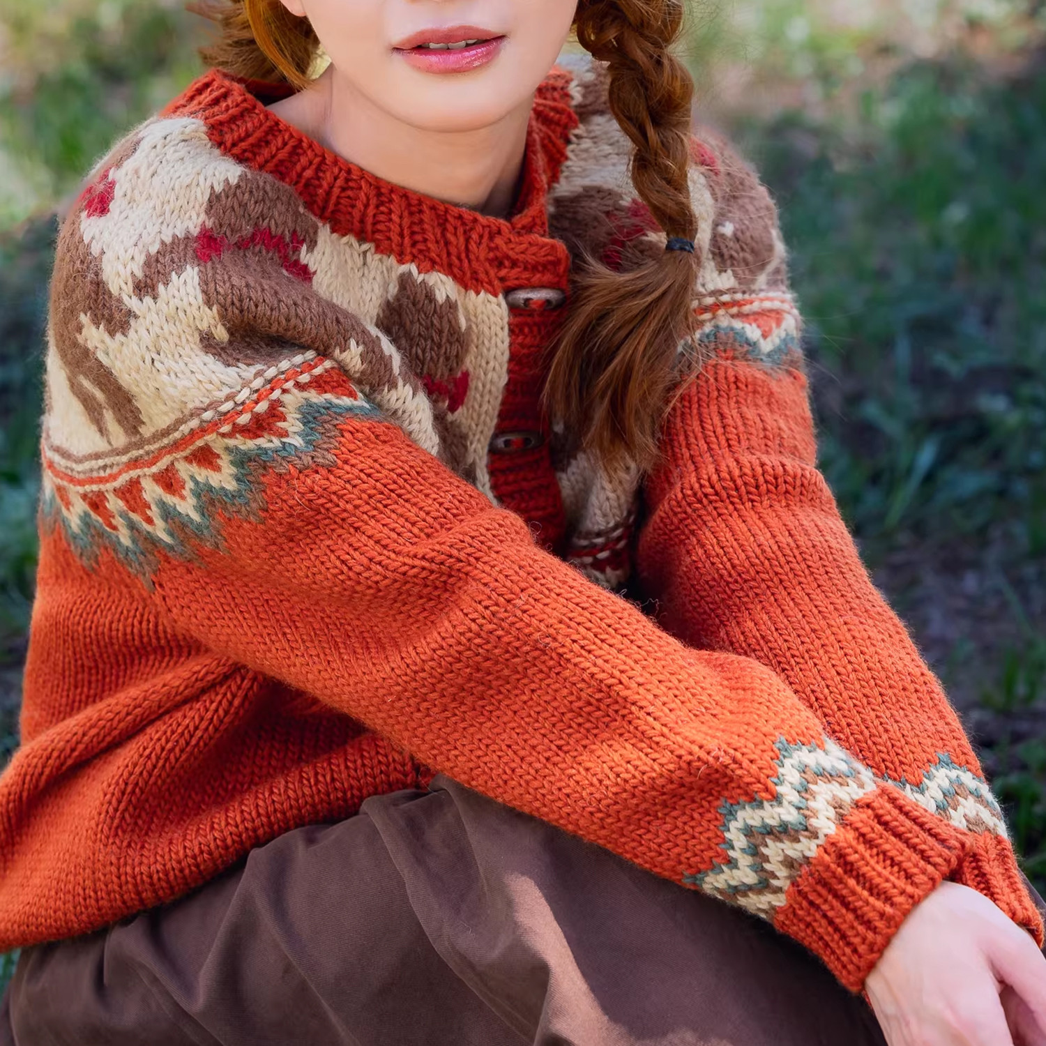 ハンドメイド 手編み ウール100％ ノルディック柄 ベアモチーフ カーディガン ウール100％ オレンジ 冬の森ニット