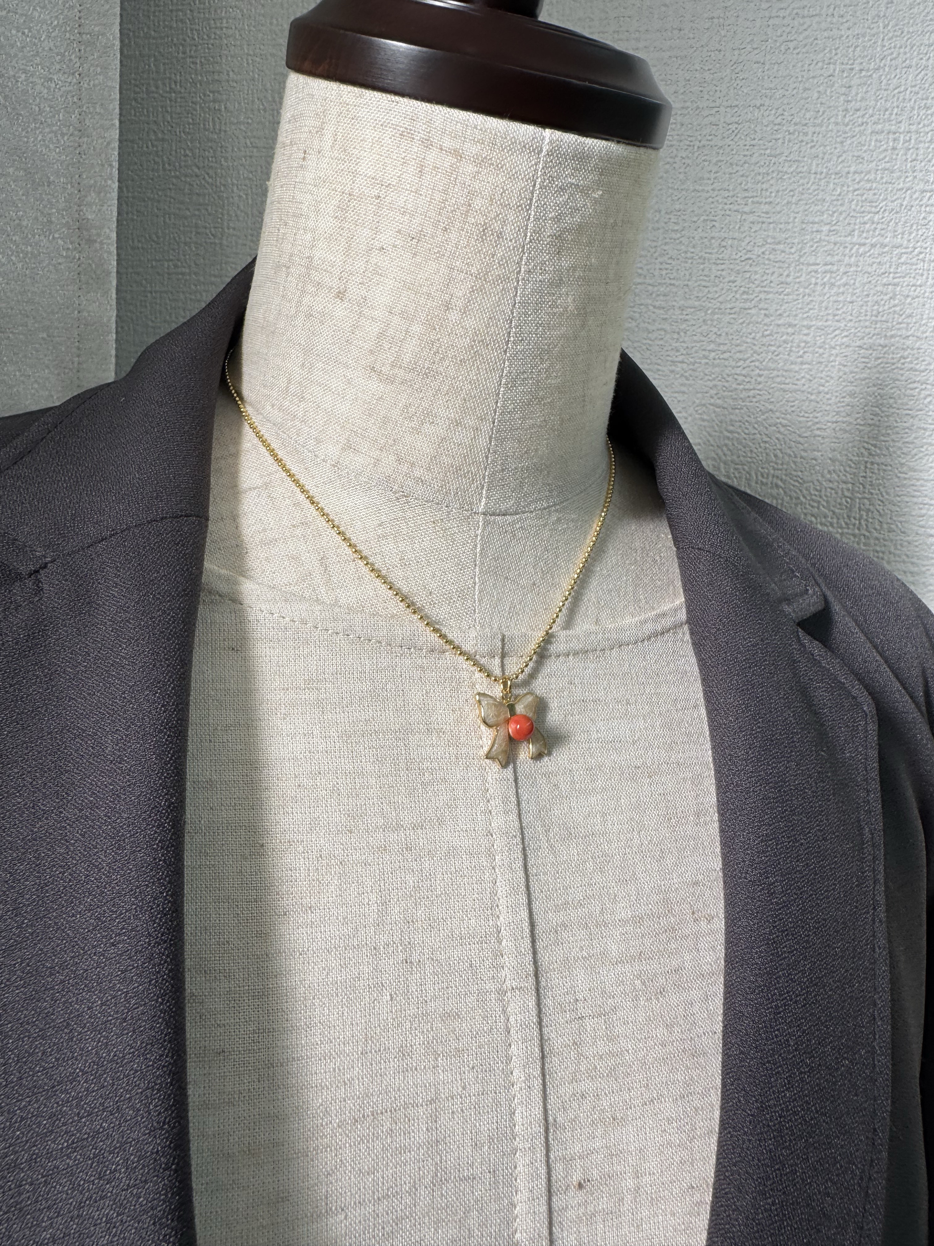 【送料無料企画品】Natural Precious Coral"（天然宝石珊瑚）高知産　赤珊瑚　ペンダント【りぼん　結】