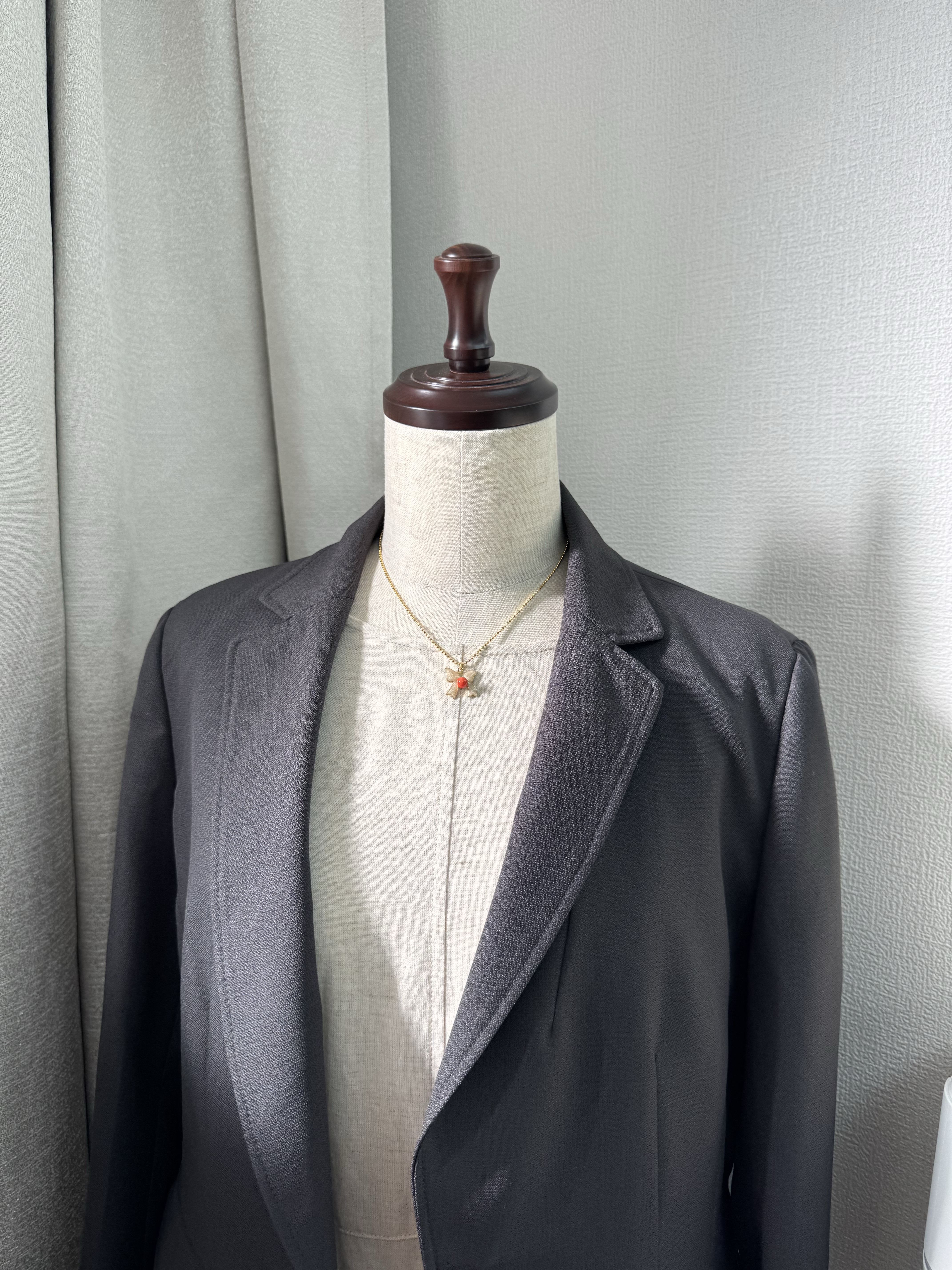 【送料無料企画品】Natural Precious Coral"（天然宝石珊瑚）高知産　赤珊瑚　ペンダント【りぼん　結】