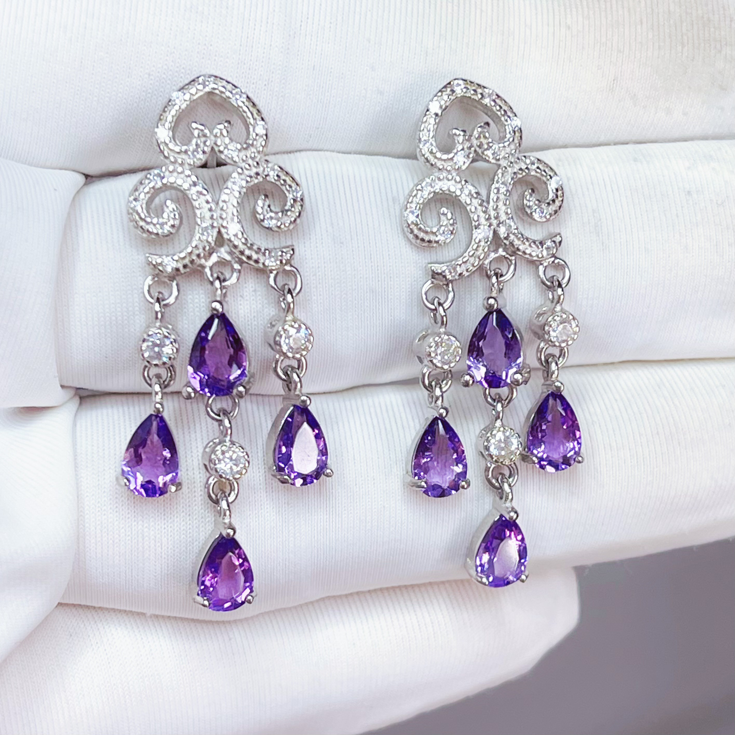 ★天然石★ジェムクオリティ天然アメジスト贅沢8pcsオシャレS925ピアス