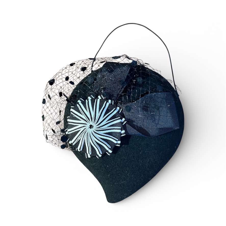 しずくのようなヘッドドレス