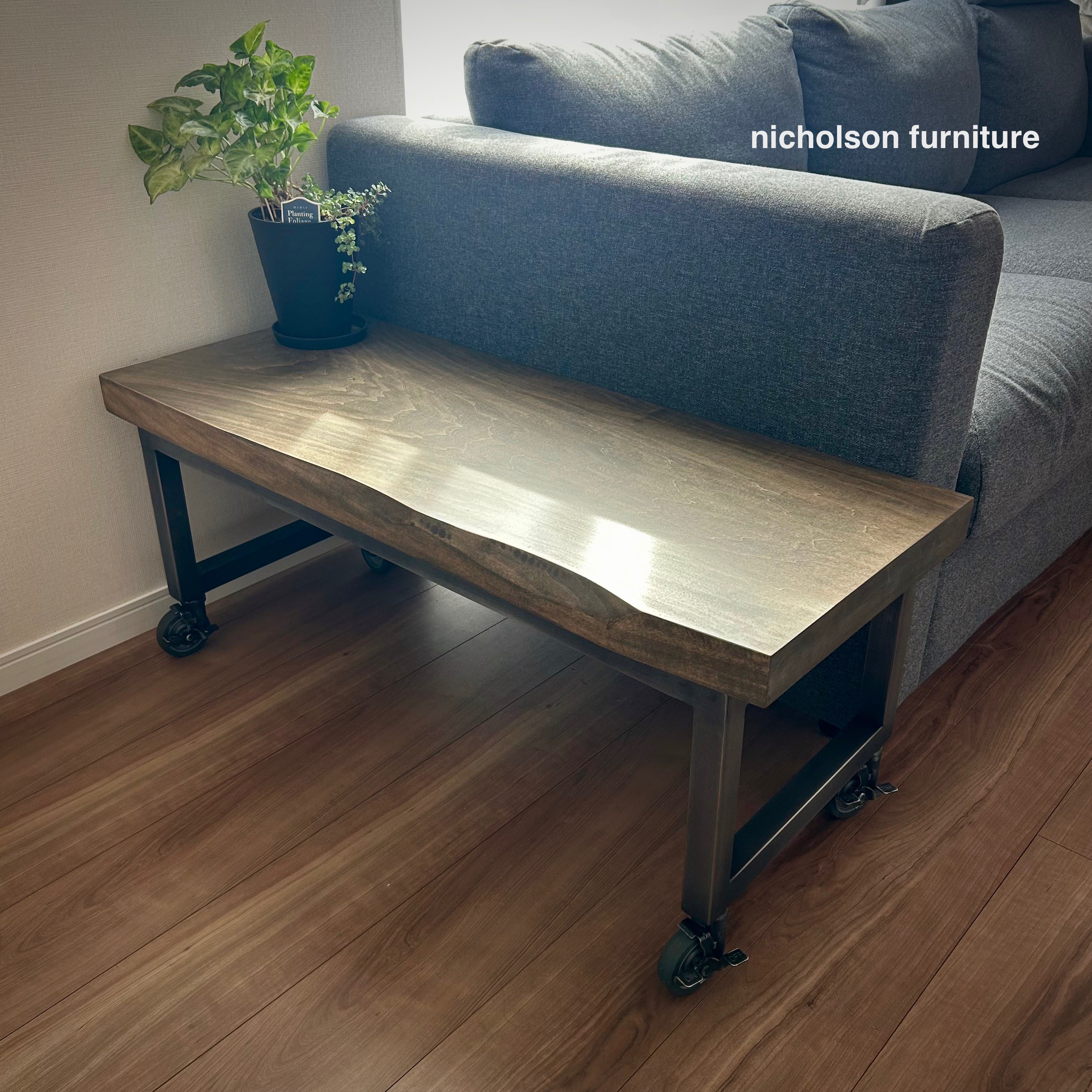 【 1点物作品 】ローテーブル　一枚板バスウッド（Basswood）オリジナルアイアンフレーム