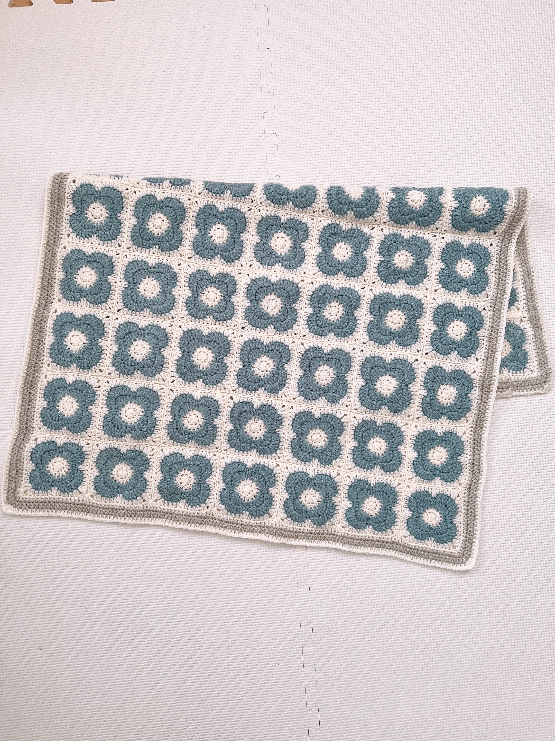 グラニースクエア ブランケット 手編み 花モチーフ 一点もの