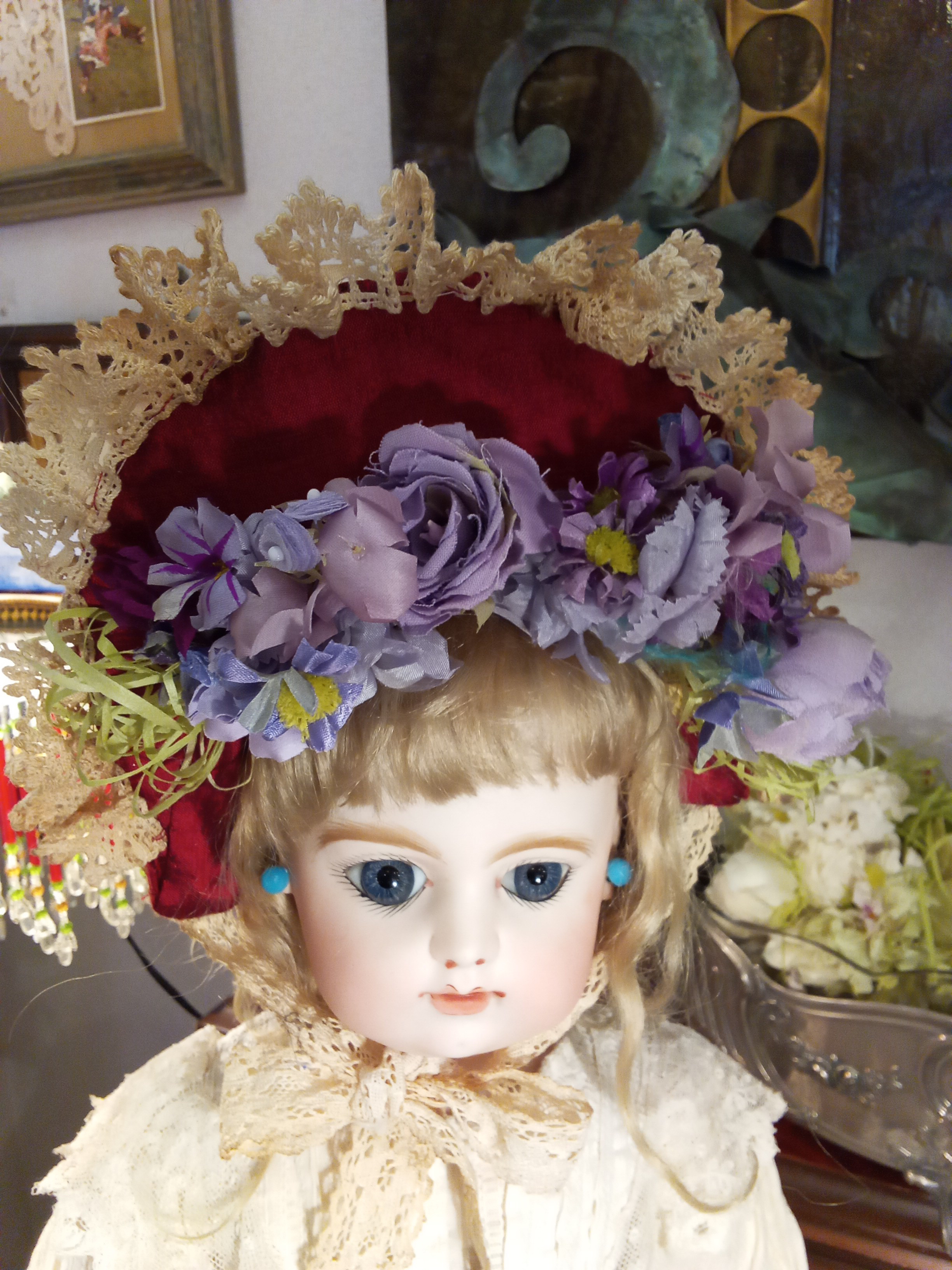 CC00103  ヴィンテージ素材で作られたドールボンネット赤シルク