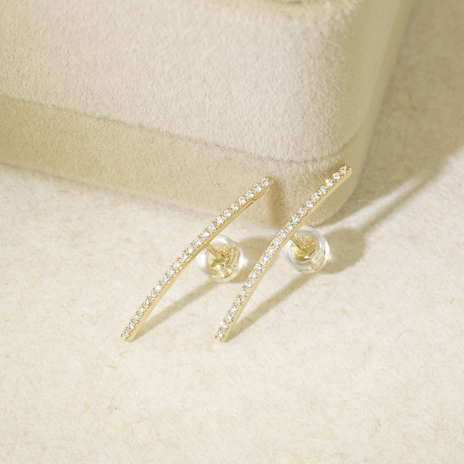 カーブドバーストーンピアス E231229（3週間発送）