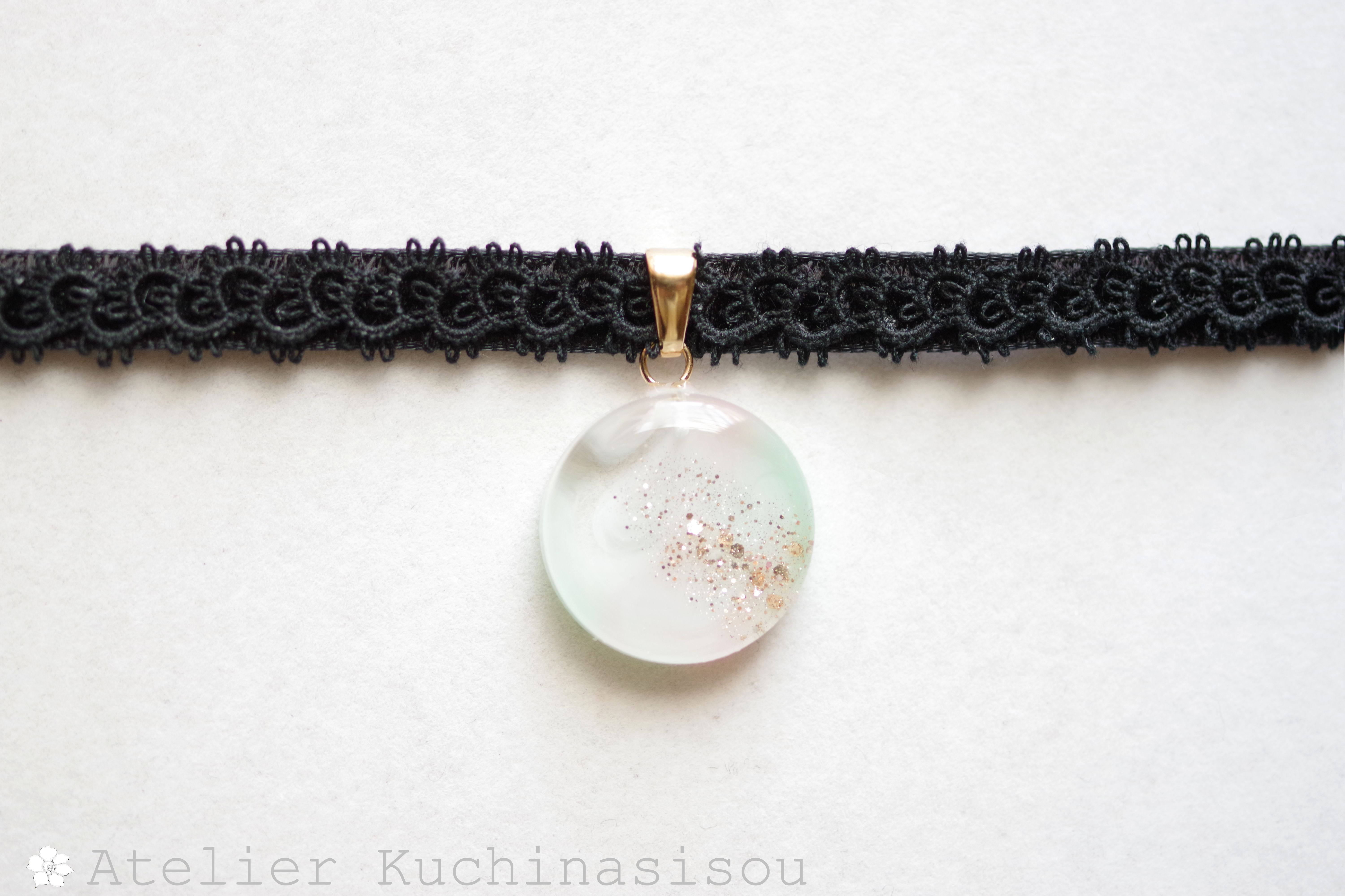 【受注製作】レジンアート　ラウンドモチーフとタティングレースとベルベットリボンのチョーカー〈眠花〉 5,621円