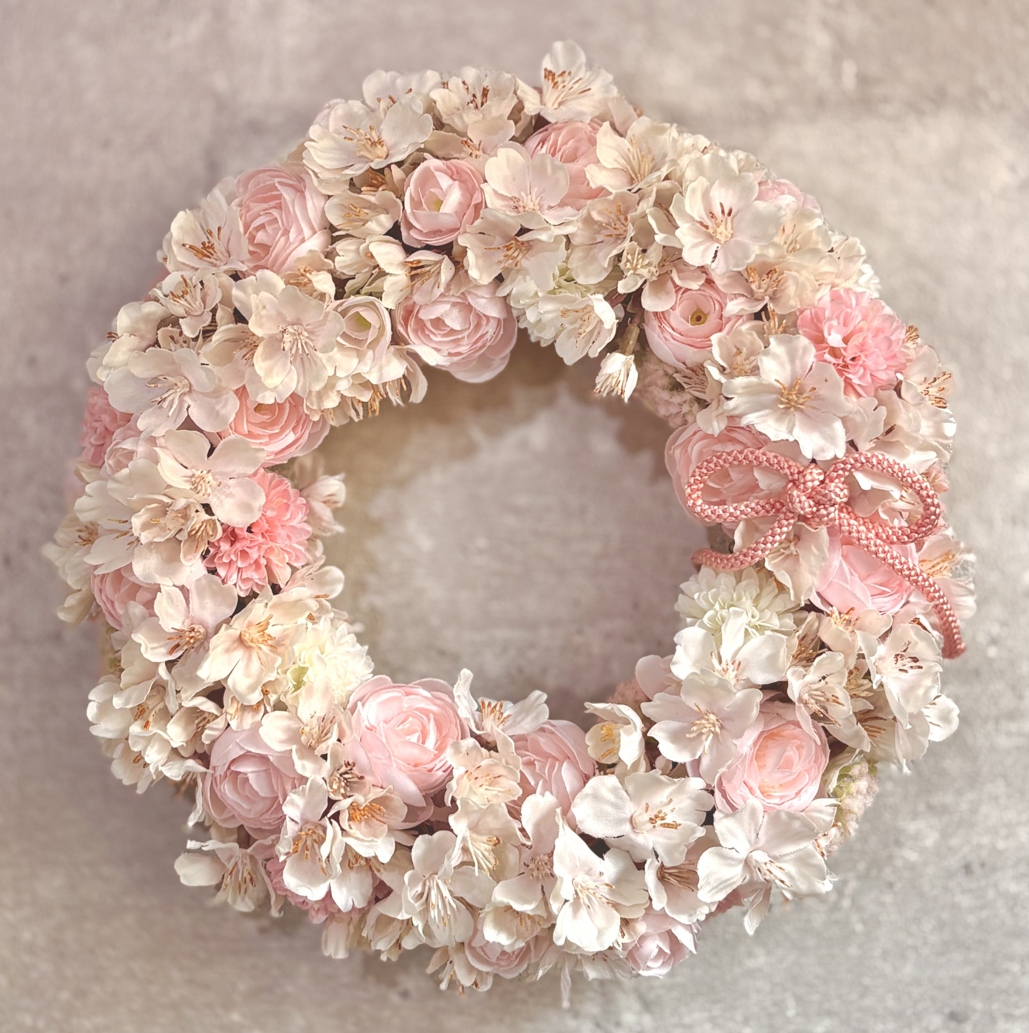 ふんわり桜のリース　アーティフィシャルフラワー　造花　桜　マム　ひなまつり　春
