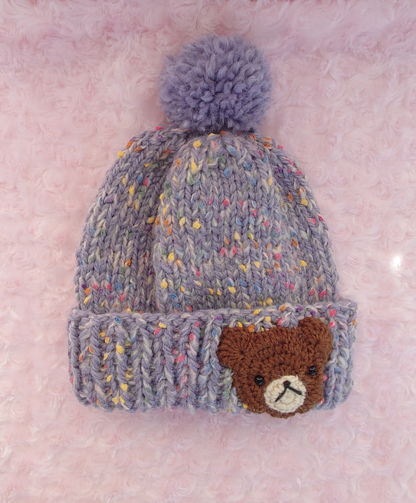 ​【手編み】ほっこりくまさんのポンポンニット帽水色（全6色）｜ベビー・キッズ 1枚目の画像