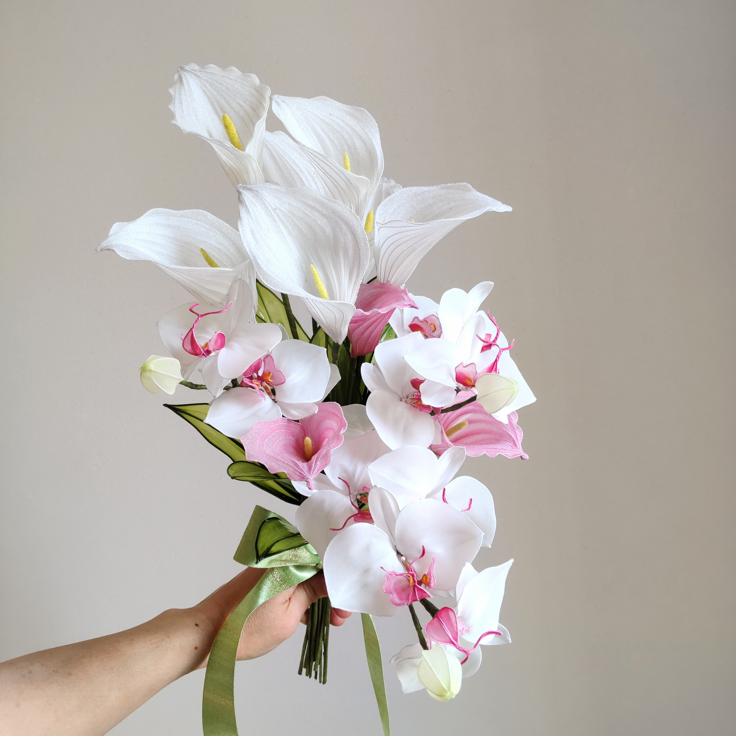 ブーケ♡カラー♡胡蝶蘭♡クラッチブーケ♡ディップアート♡シンプル♡上品