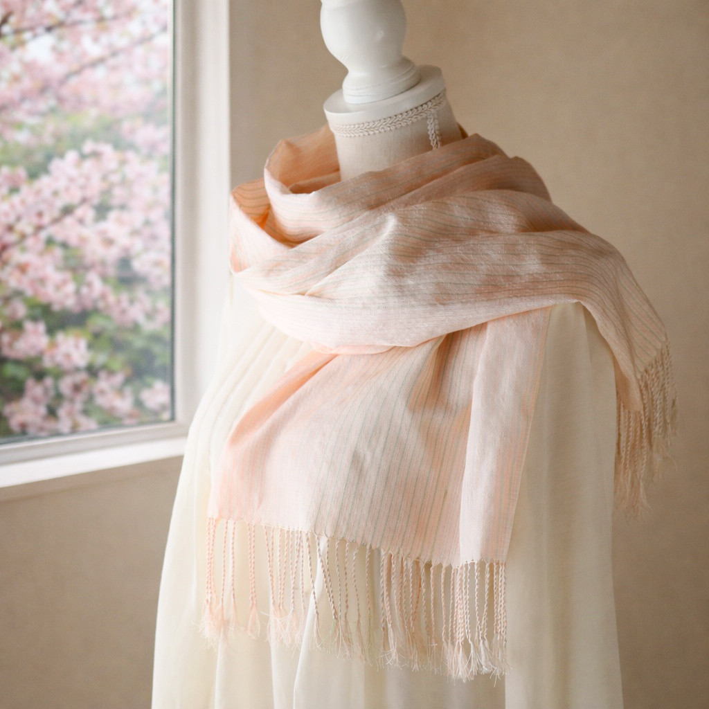 ＊受注制作＊　草木染め　手織り　シルクストール 　 花霞