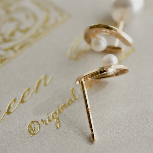 2026年干支 馬】ホースシュー K10/K10WG 淡水パールピアス ギフトにも