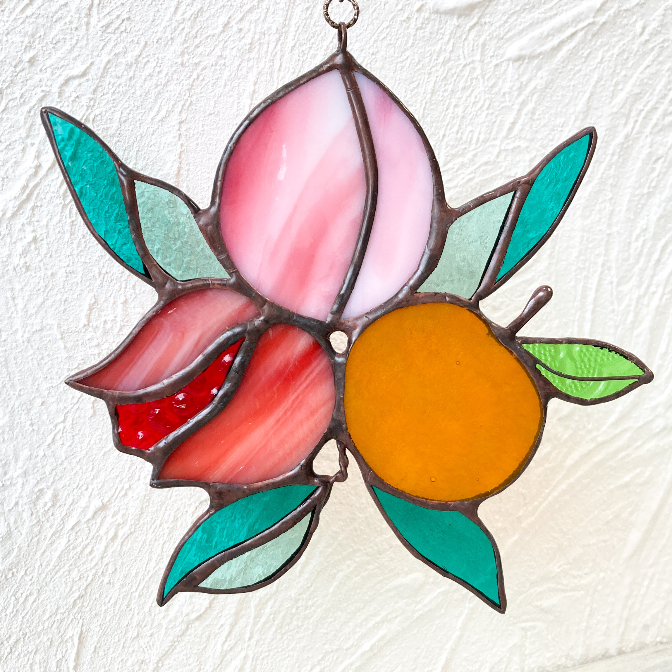 願いに近づく運を開く三柑の実 （桃・ざくろ・橙） 風水 サンキャッチャーステンドグラス