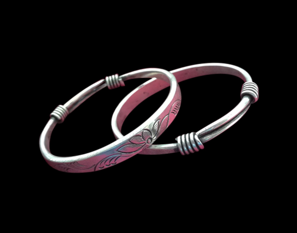 中国のエスニックブレスレットミャオ族手芸ジュエリーシルバーユニークモデル＃209