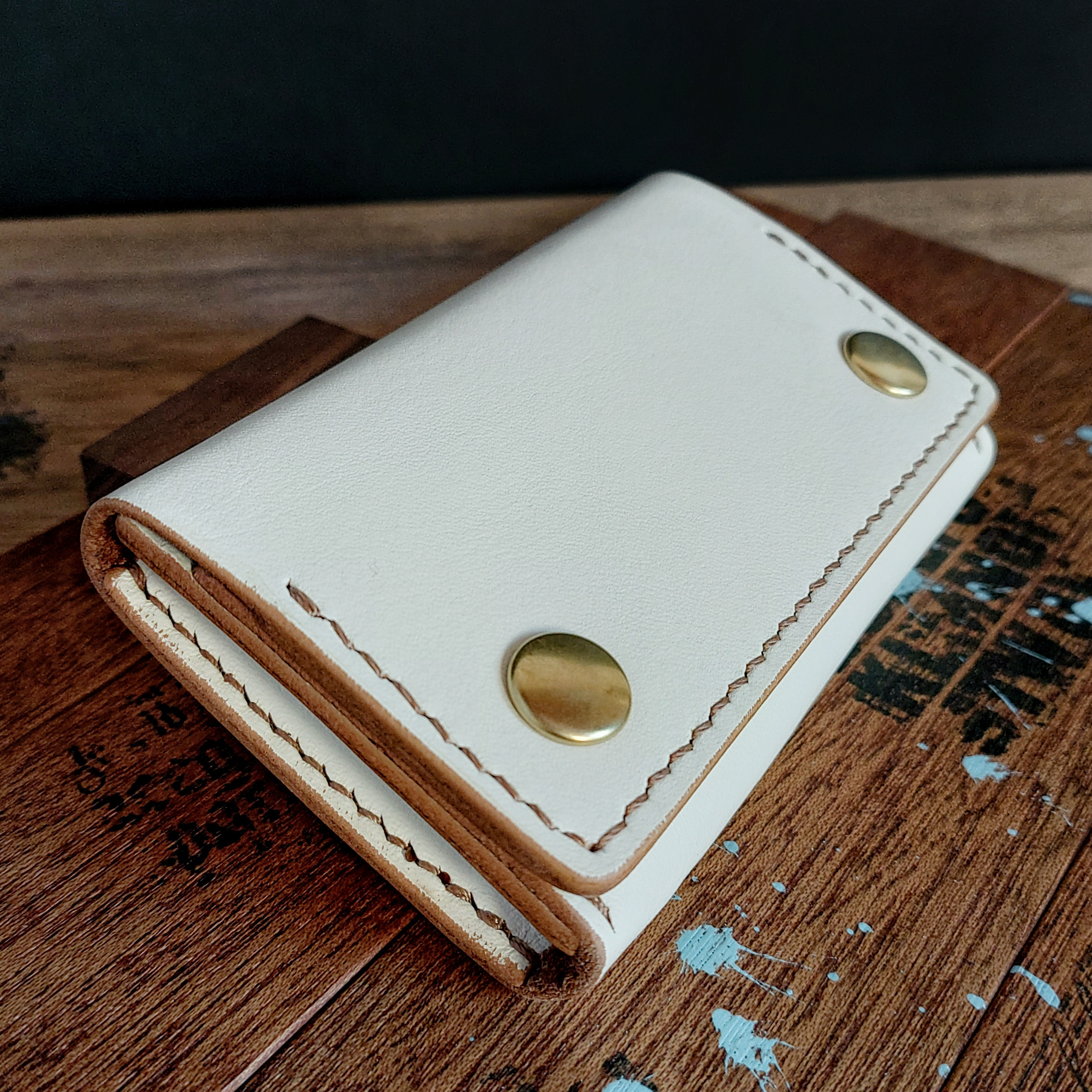 【牛革　茶芯ホワイト】 名刺入れ・カードケース