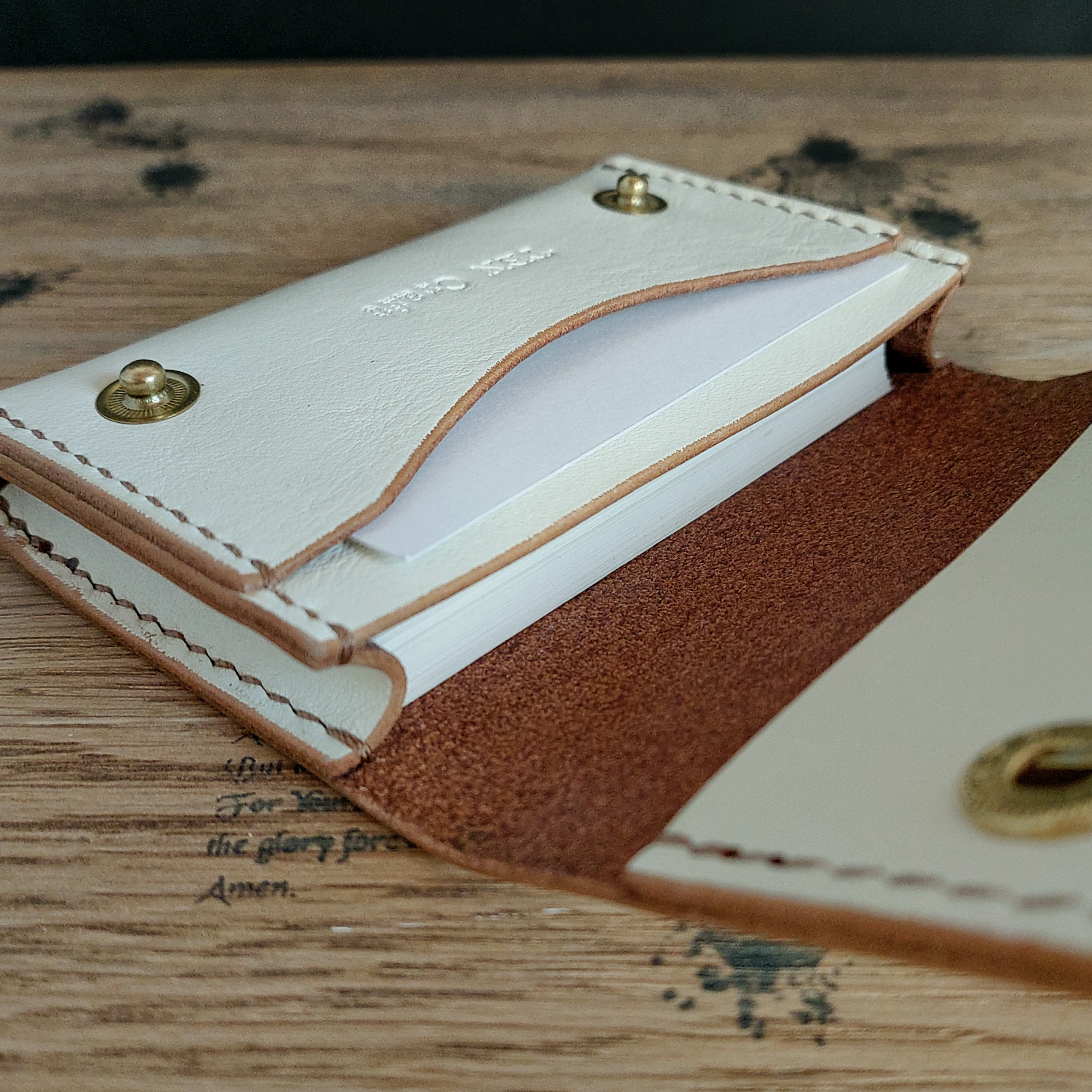 【牛革　茶芯ホワイト】 名刺入れ・カードケース