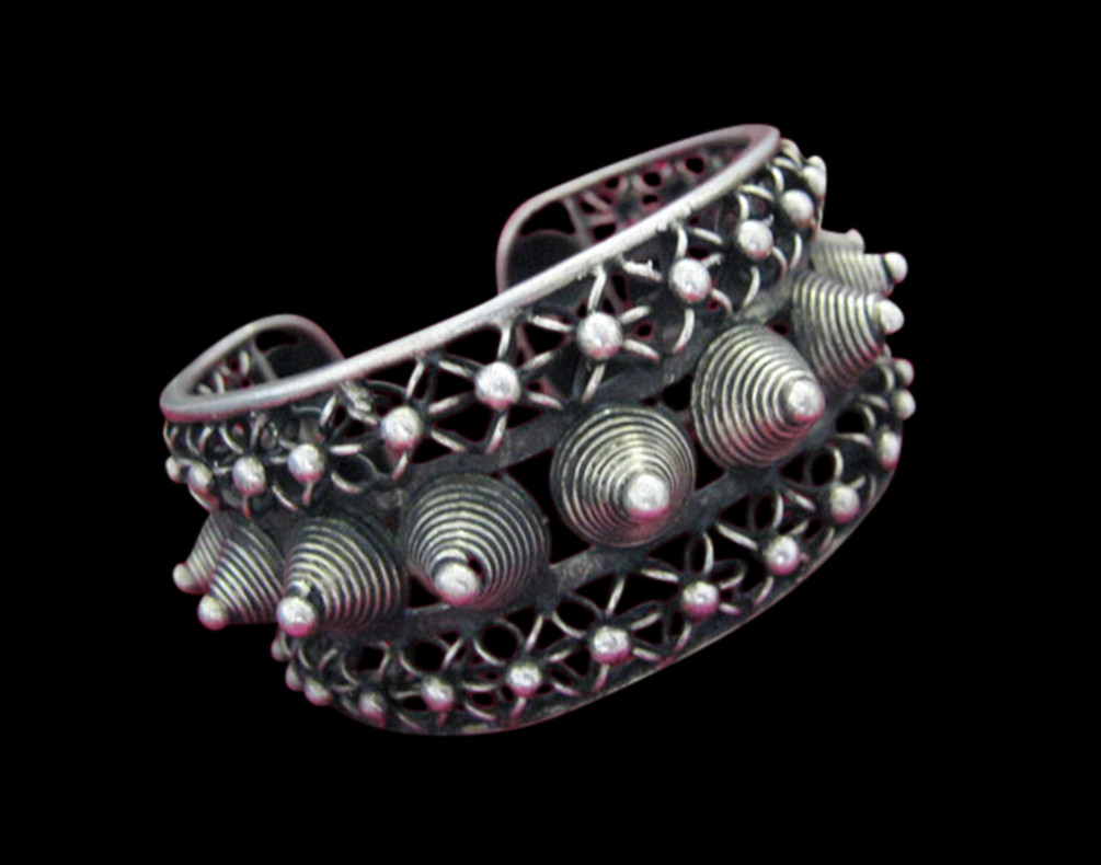 中国のエスニックブレスレットミャオ族手芸ジュエリーシルバーユニークモデル＃220