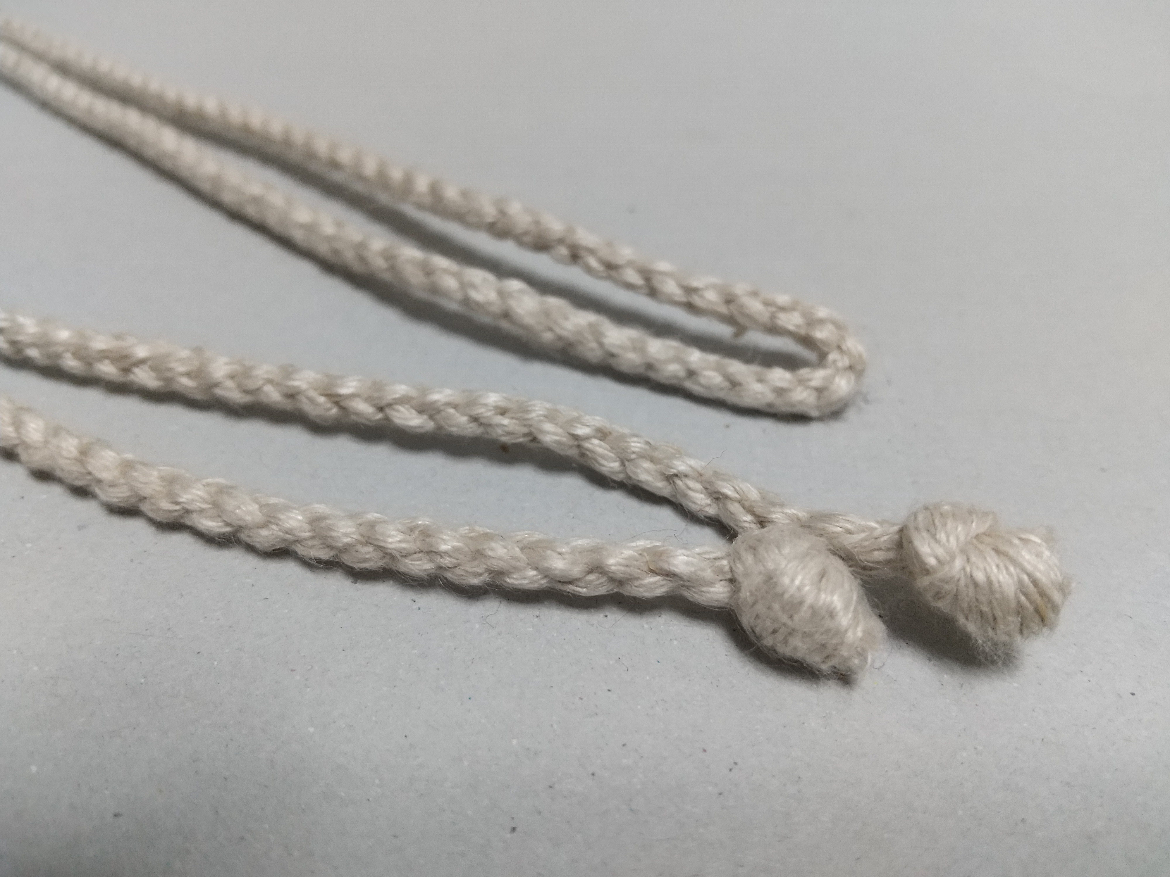 自由な紐　77cm　6mmの穴が通る　麻の自然色　No.77/100