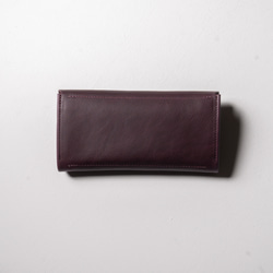 【一體成型皮革，隱藏式五金配件】飽滿的長錢包，採用隱藏式按扣，義大利皮革（紫色） 第2張的照片