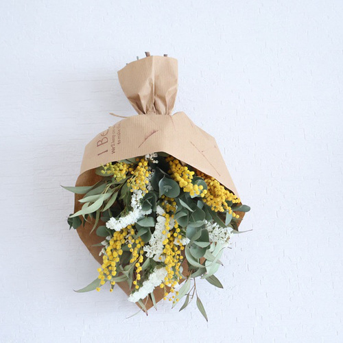 春新作！ミモザのドライフラワーブーケスワッグ ドライフラワー I Bee