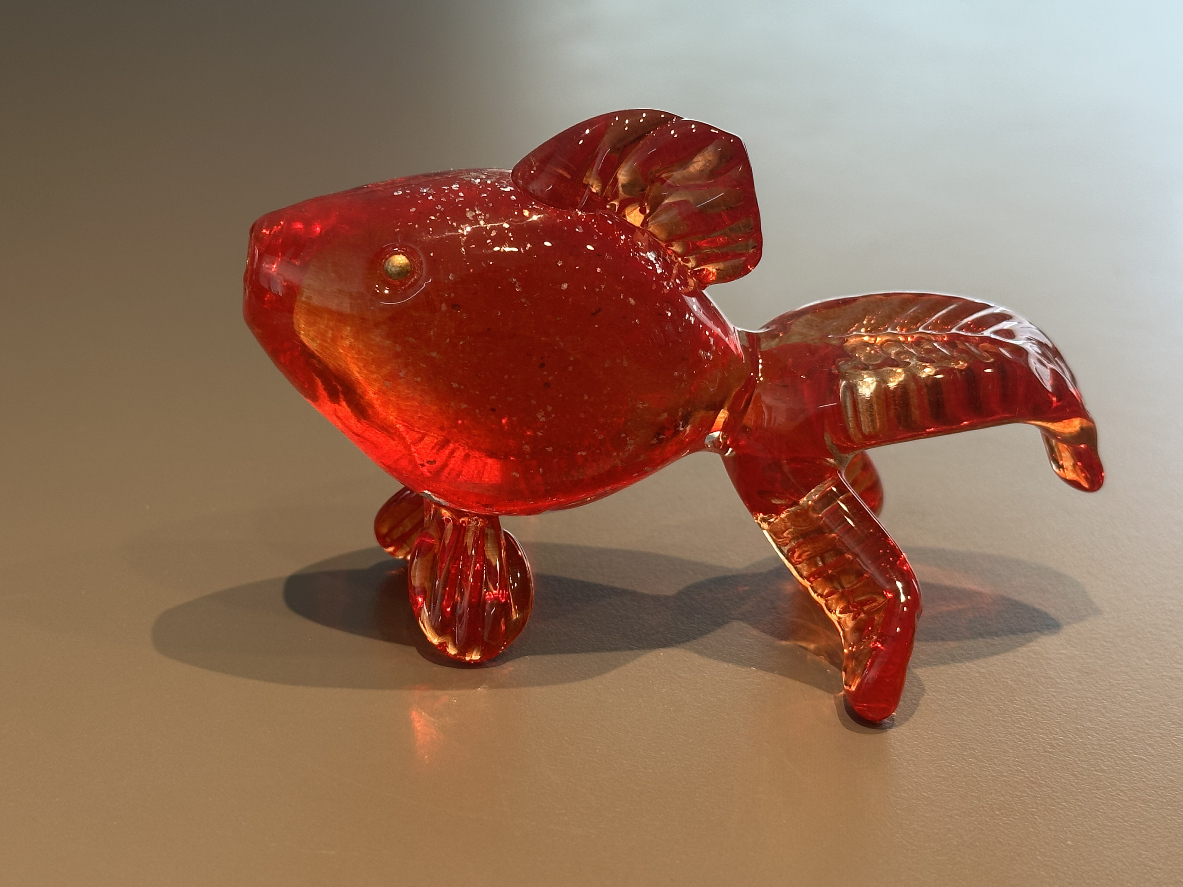 ガラスオブジェ　金魚　赤