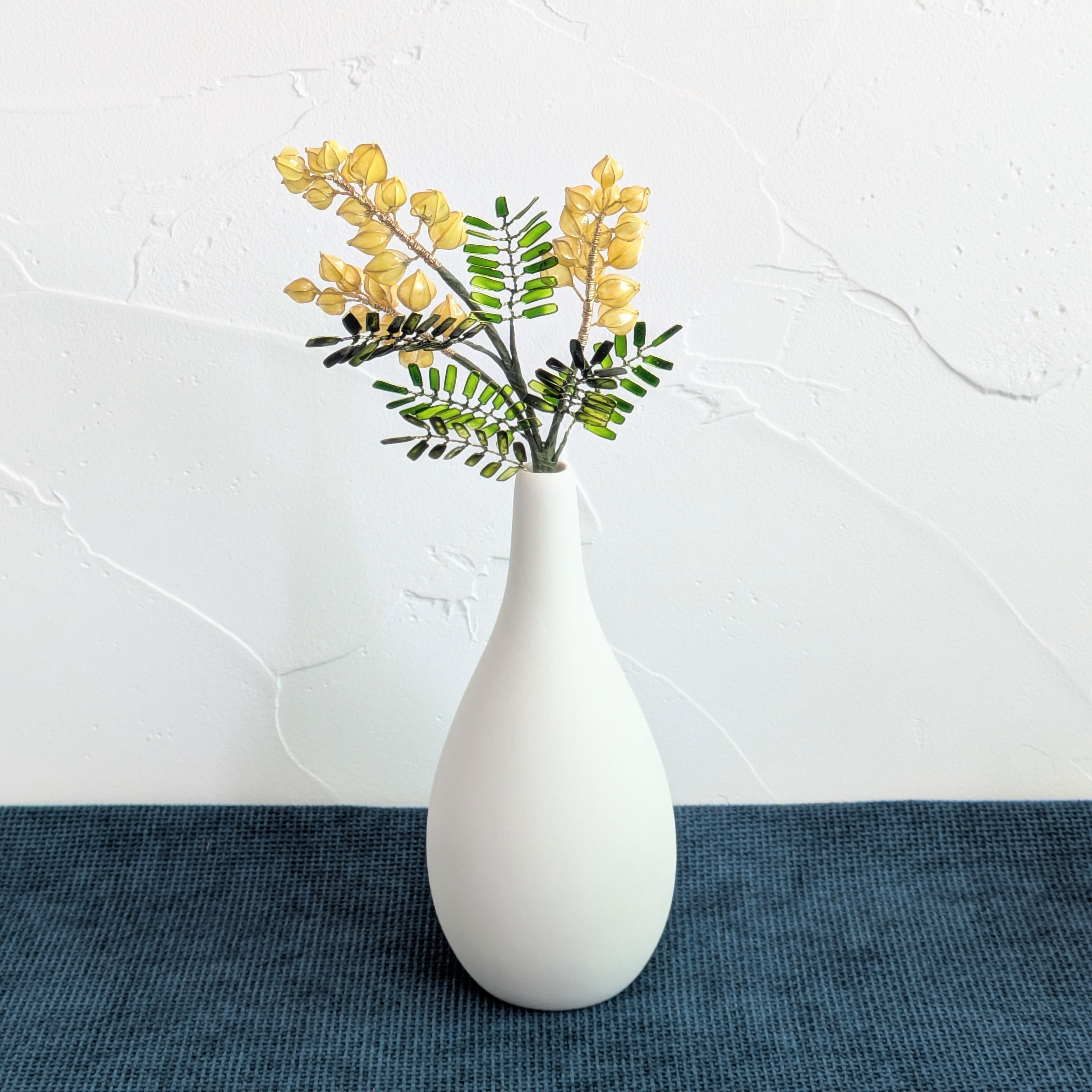 ミモザ・プレミアム【中】｜観葉植物のような春の造花、枯れないギフト