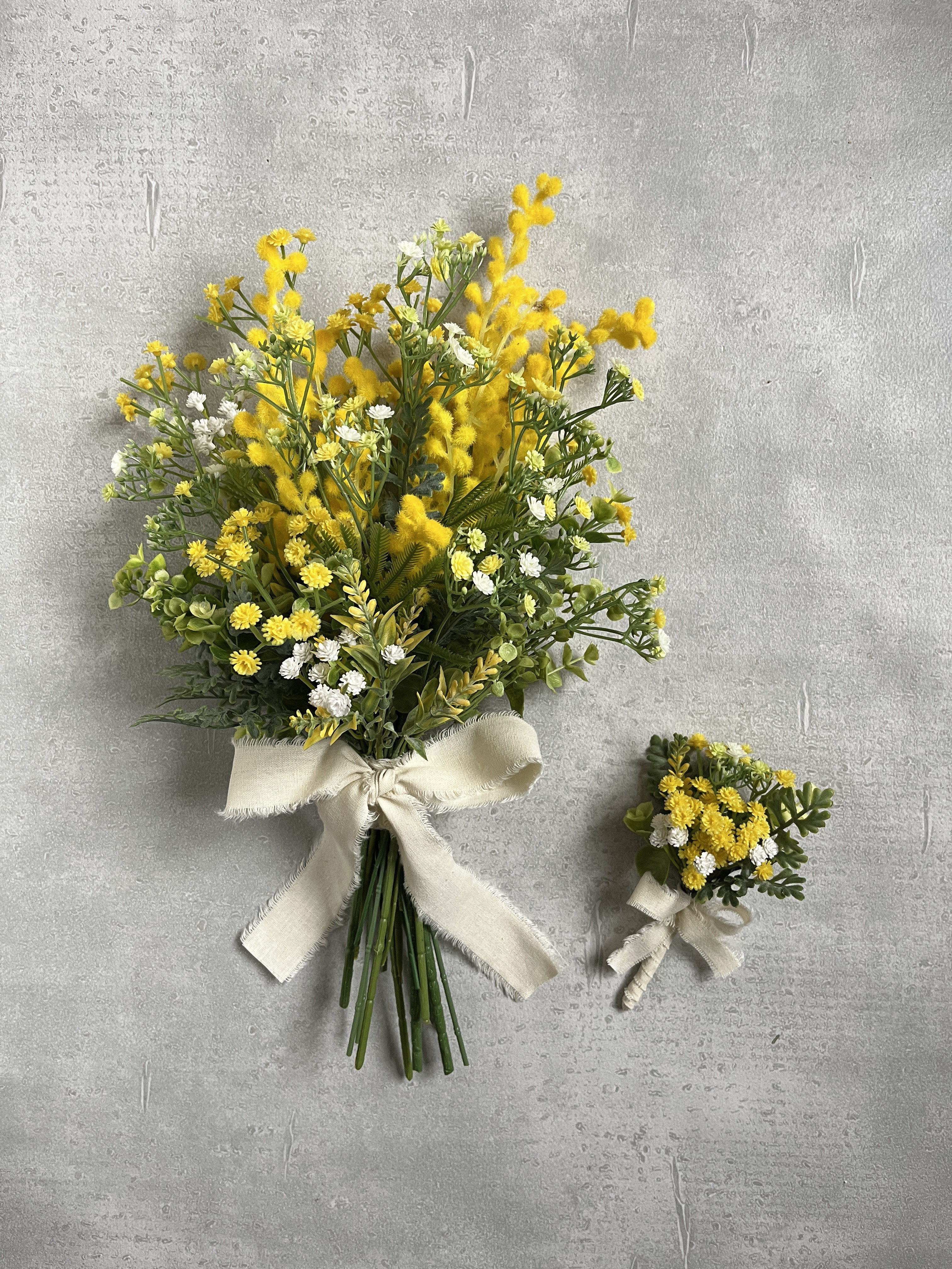 ミモザのナチュラルブーケ　(ミニブーケ付)