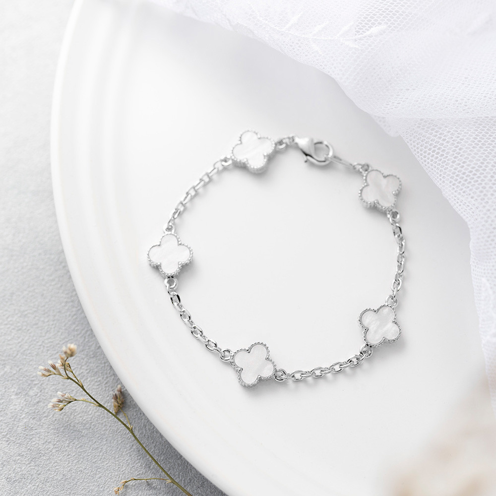 クローバー 5連 ブレスレット シルバー×ホワイトパール 四葉