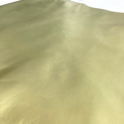 牛革　カット革　スムース　ゴールドメタ　金　ハンドメイド＃No.CL78　レザークラフト　本革 3枚目の画像