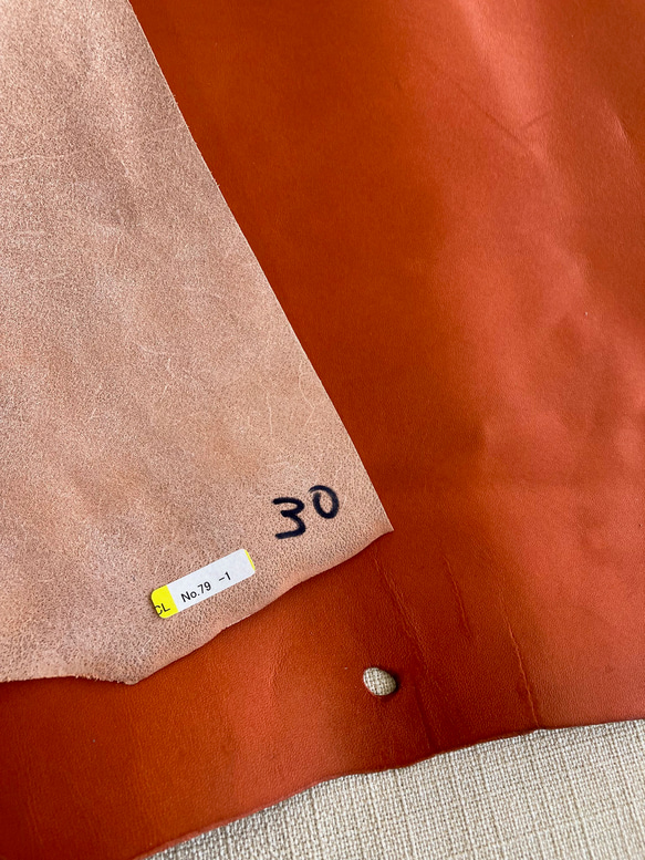 牛革　カット革　タンニン　スムース　オレンジ　ハンドメイド＃No.CL79　レザークラフト　本革 4枚目の画像