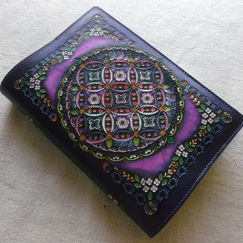 レザー単行本カバー 刻印＆拭き染め ブックカバー 8Peaks 通販