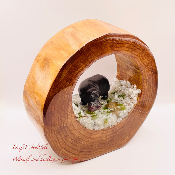 専用 一つ限りの流木アート 水辺のカバ ジオラマ 流木 フィギュア 置物 インテリア レジン N1 4枚目の画像