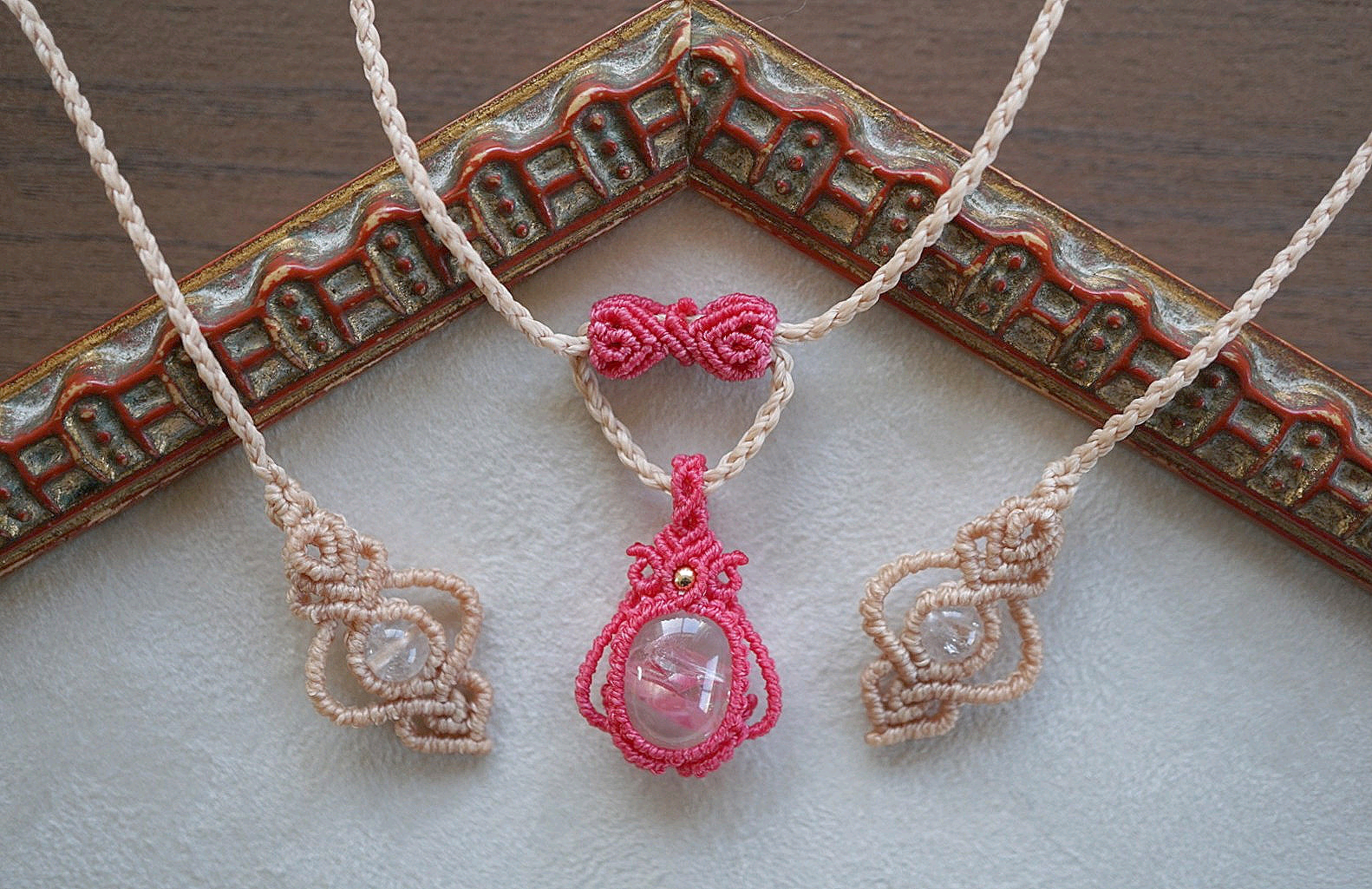 【クォーツ イン クォーツ】マクラメネックレス