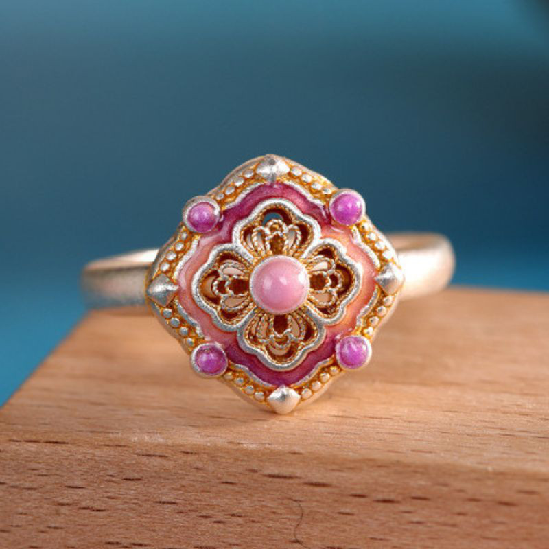 透かしリング - 時代を超えた美しさを感じさせる R450