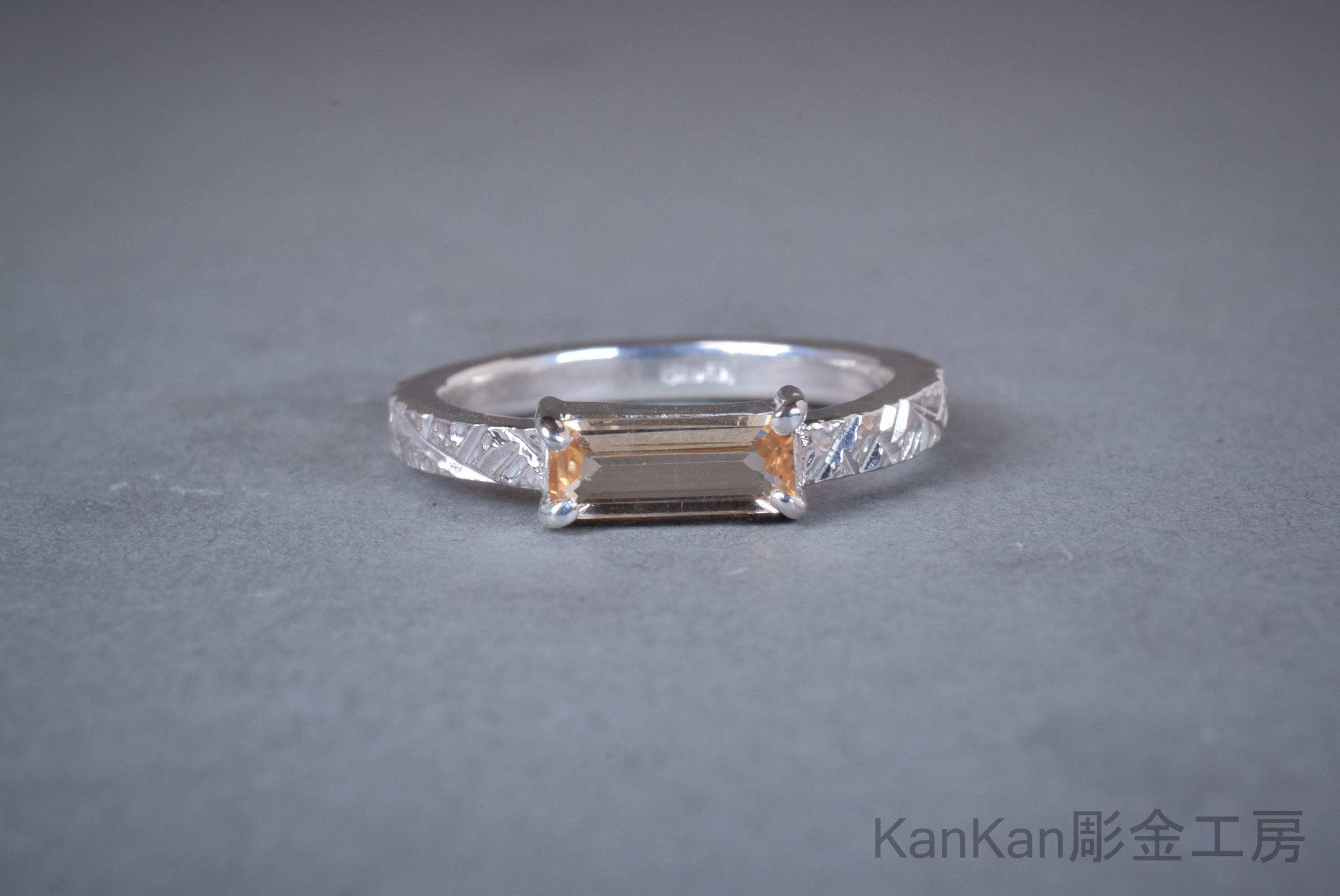 インペリアルトパーズのリング