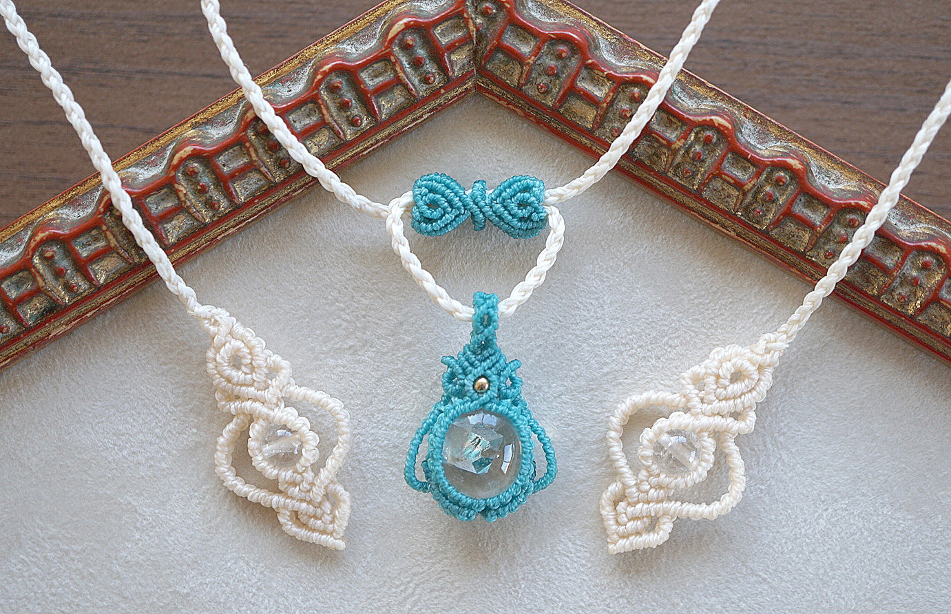 【クォーツ イン クォーツ】マクラメネックレス