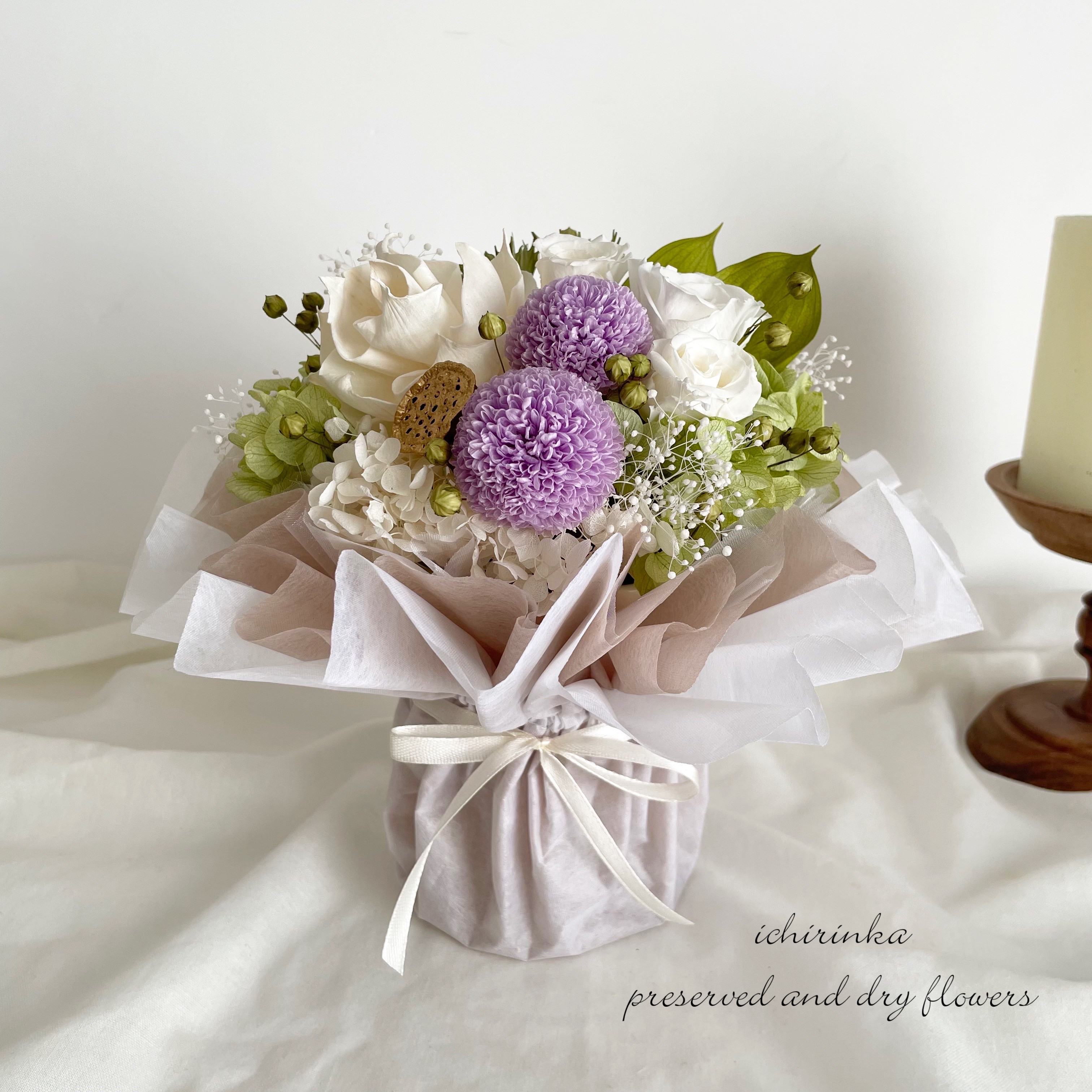 【仏花・花束】プリザの御供スタンディングブーケ～ポンポン菊パープル～ ペット お悔やみ 四十九日 プリザーブドフラワー