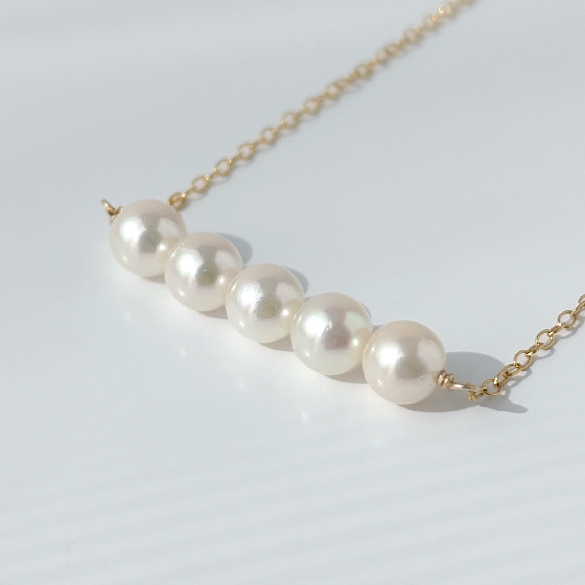 あこや真珠 5粒バーネックレス デコルテを美しく魅せる 上質パールジュエリー（14kgf）