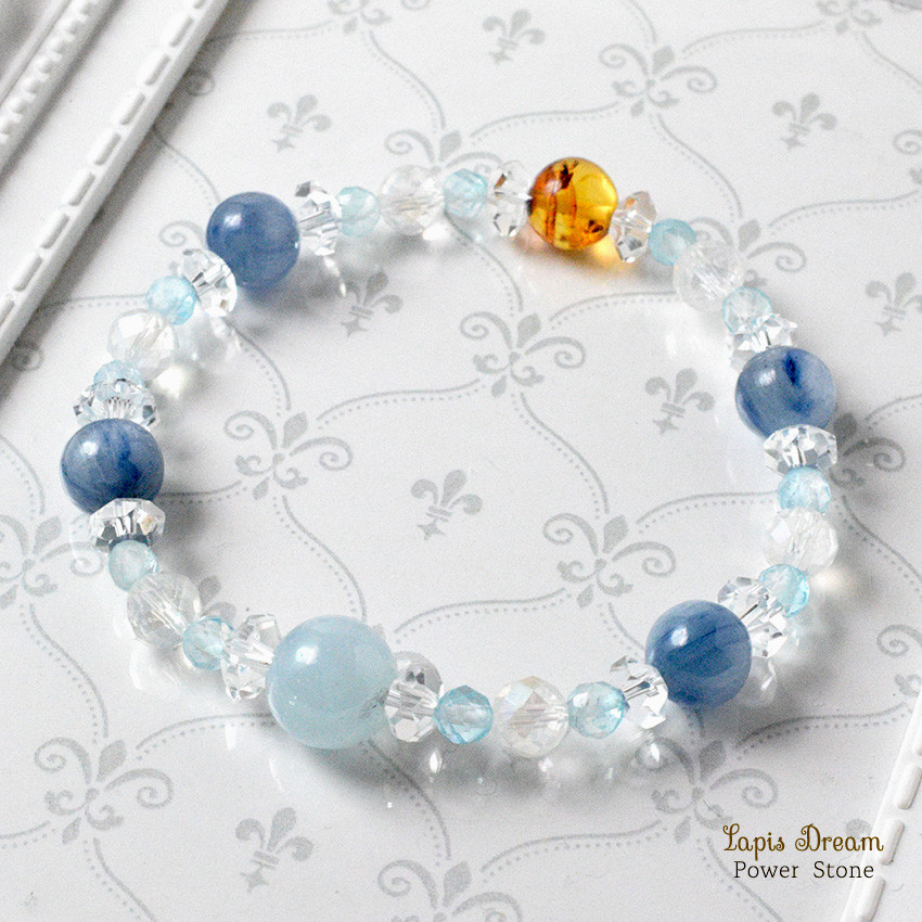 心のざわつきを静め 正しい選択へ導くお守り ｜ アクアマリン、カイヤナイトの天然石パワー.ストーン ブレスレット 4,760円