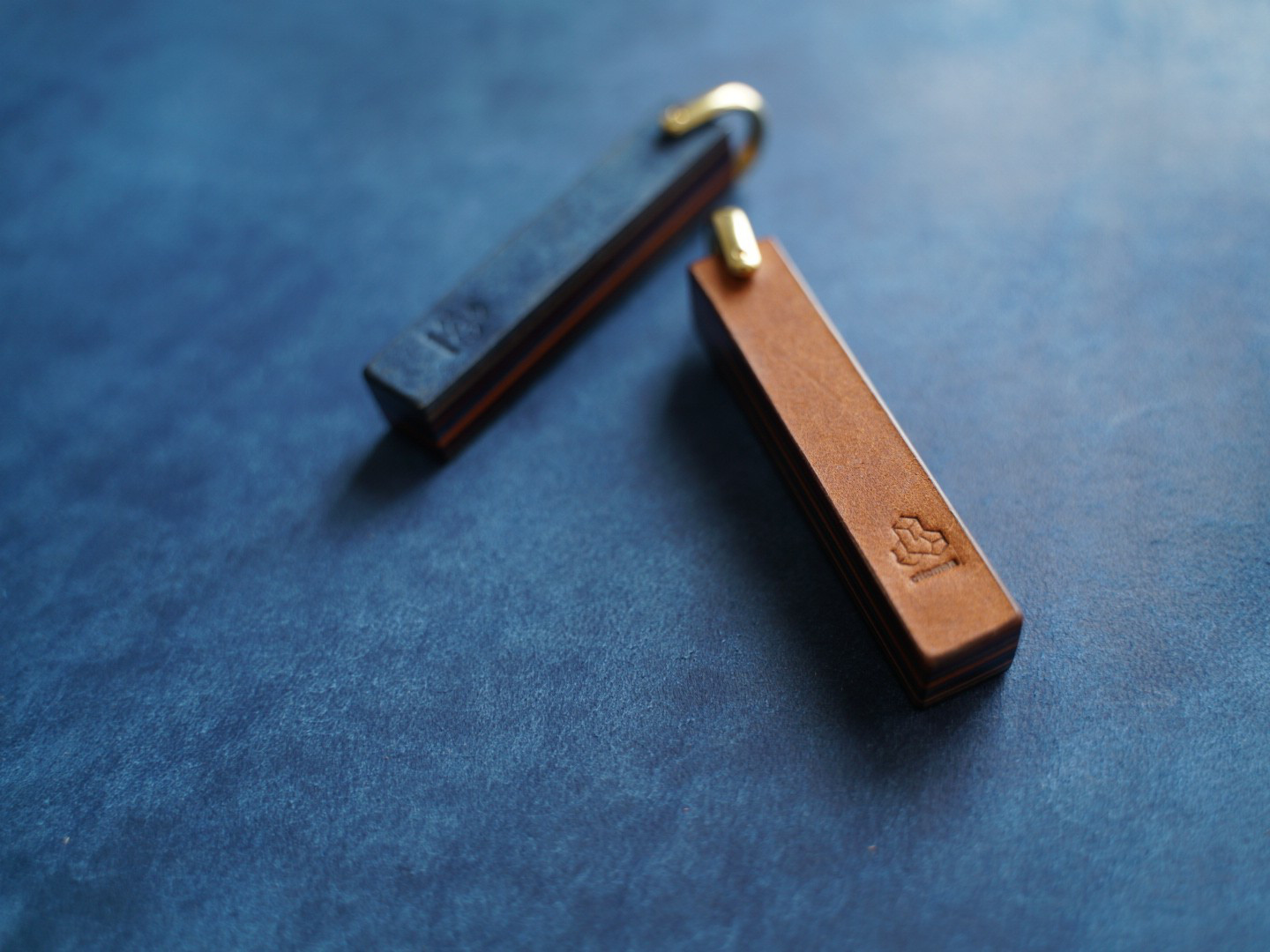 オンラインショップ&Creema限定 ホテルキー風スタックドレザーキーホルダー